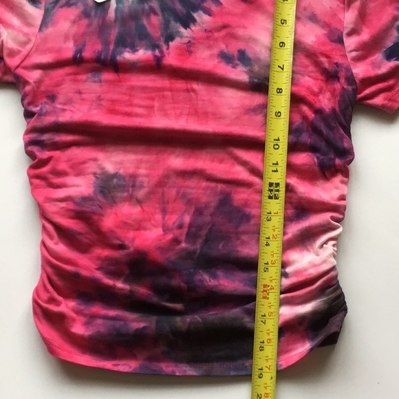 Tie Dye Tee Ruched Sides - Picture 11 of 12